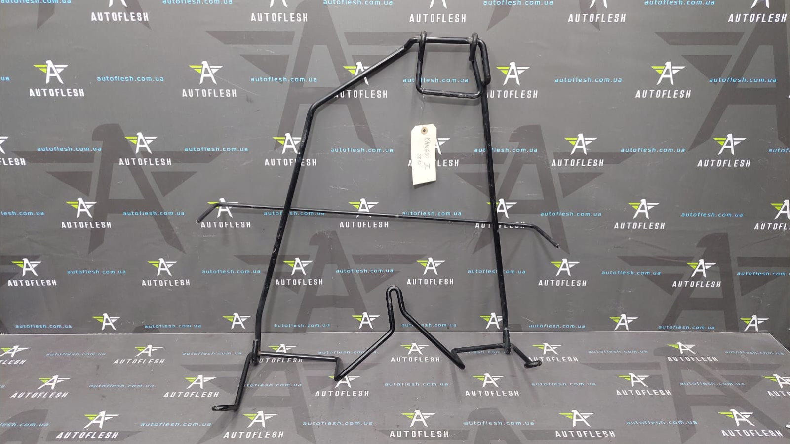 Корзина/крепеж запаски 8200428486, 8200554317 Mercedes Citan Renault Kangoo 2 бу